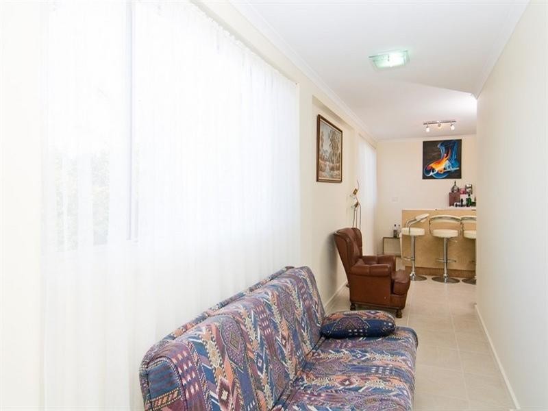 25 Spinnaker Ridge Way, Belmont NSW 2280