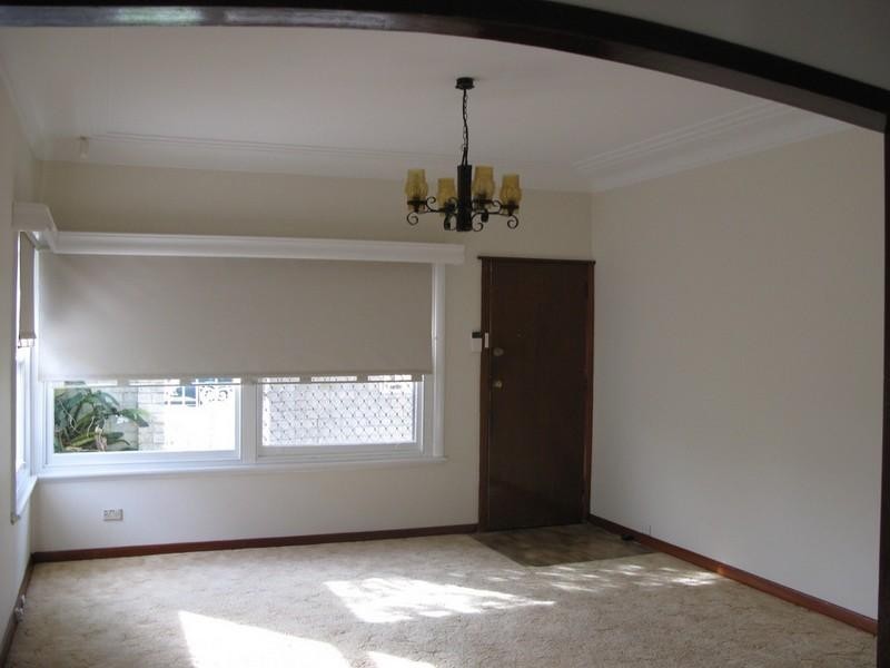 10 Hitchcock Avenue, Belmont NSW 2280