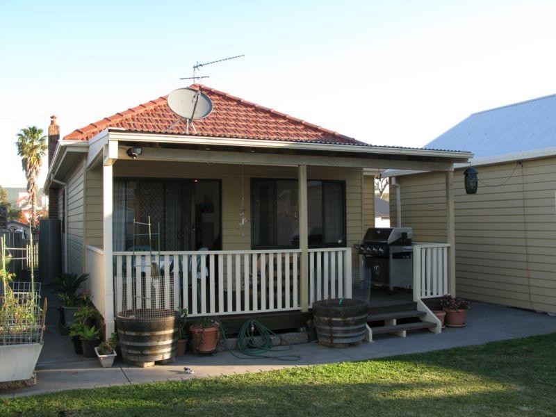 27 Patrick Street, Belmont North NSW 2280