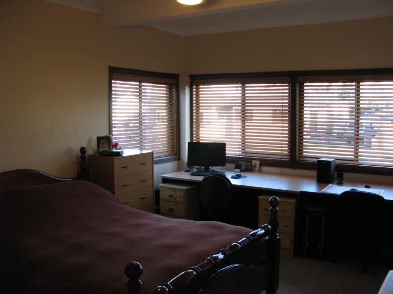 27 Patrick Street, Belmont North NSW 2280