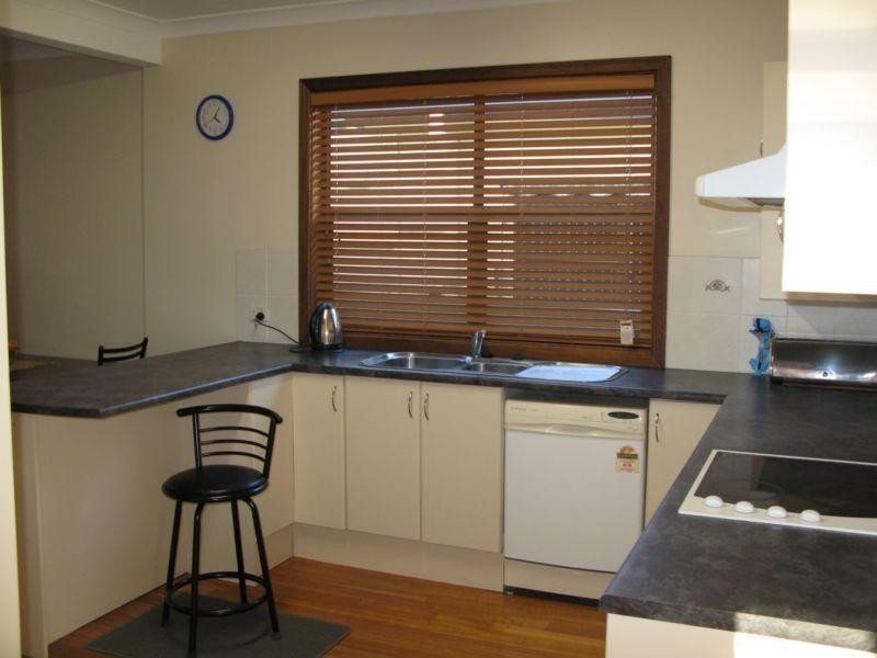 27 Patrick Street, Belmont North NSW 2280