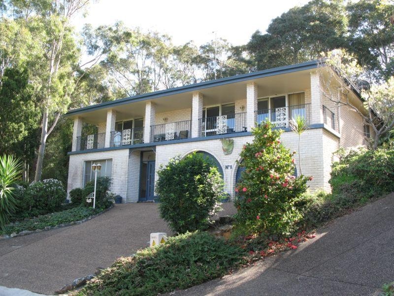 1 Haig Street, Belmont NSW 2280