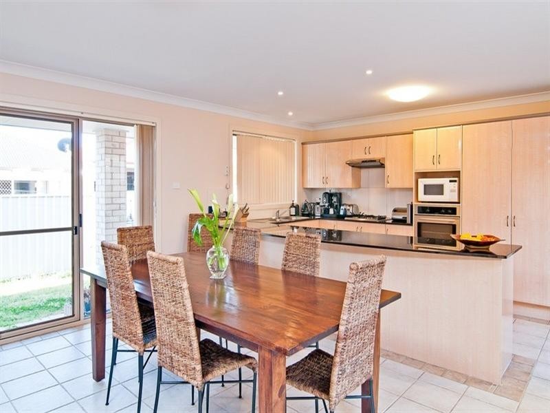 5 Pandorea Way, Valentine NSW 2280