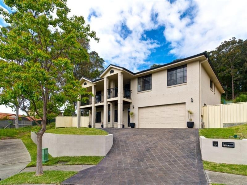 37 Pebble Beach, Belmont NSW 2280