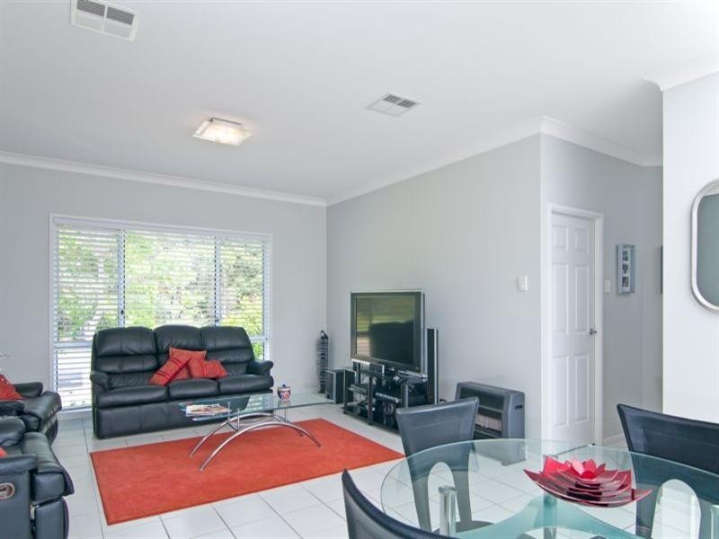 58 The Park Chase, Valentine NSW 2280