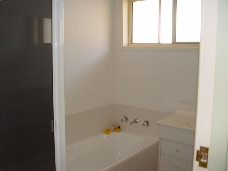 2/65 Mirambeena Street, Belmont North NSW 2280