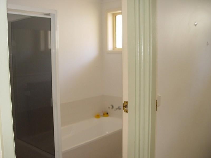 2/65 Mirambeena Street, Belmont North NSW 2280