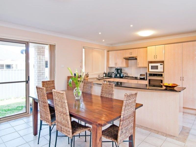 5 Pandorea Way, Valentine NSW 2280