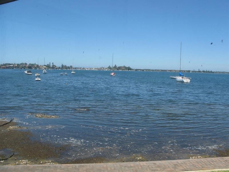 92 Ross Street, Belmont NSW 2280