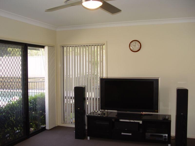 11 NANCY Close, Cameron Park NSW 2285