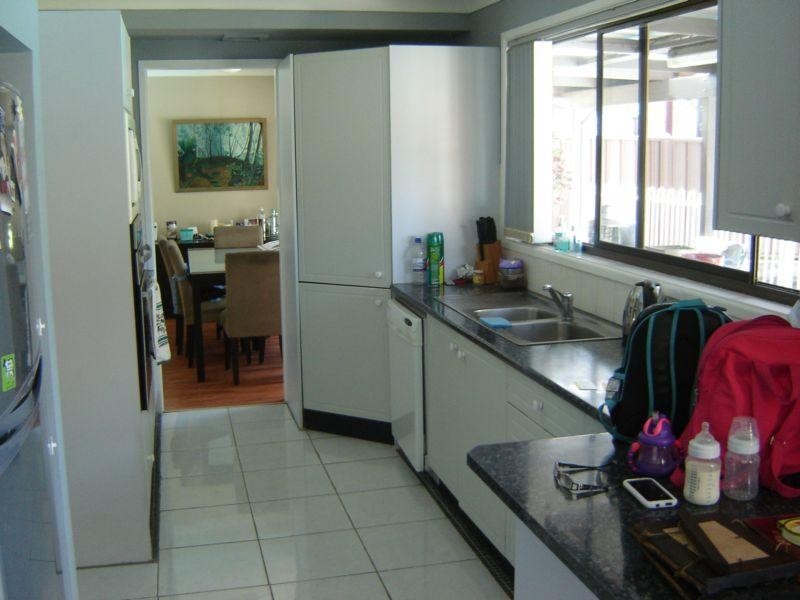 37 Leicester Avenue, Belmont North NSW 2280