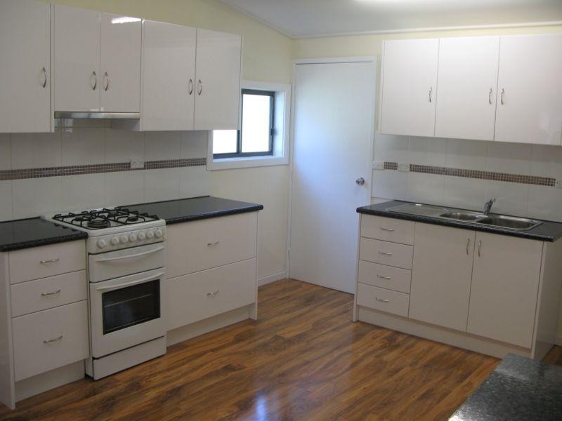 42 Marks Point Road, Marks Point NSW 2280