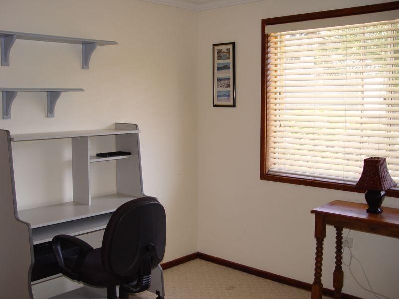 10 Mathew Street, Jewells NSW 2280