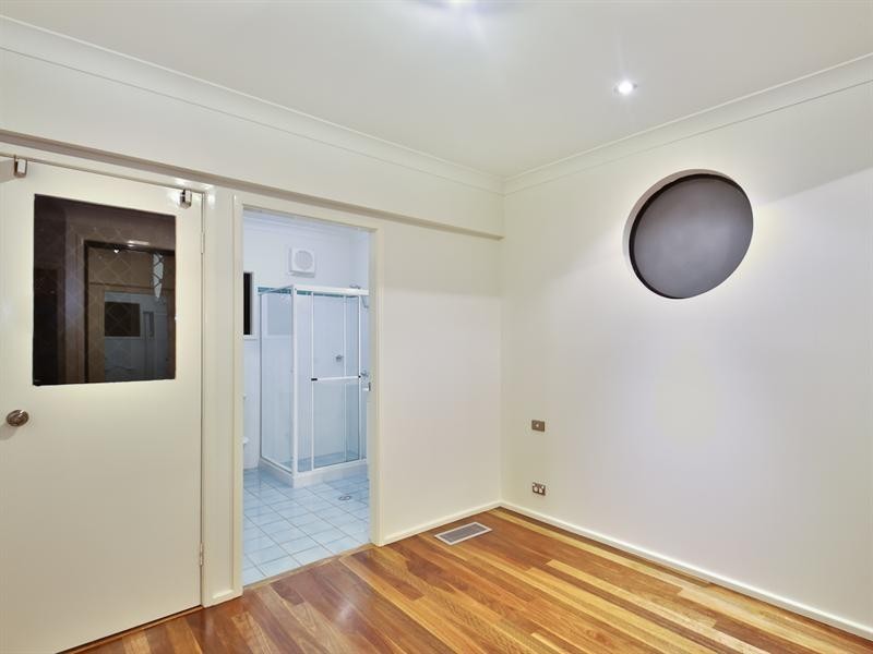 9 Bareki Road, Eleebana NSW 2282