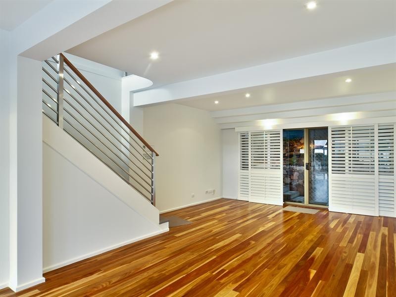 9 Bareki Road, Eleebana NSW 2282