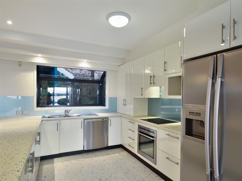 9 Bareki Road, Eleebana NSW 2282