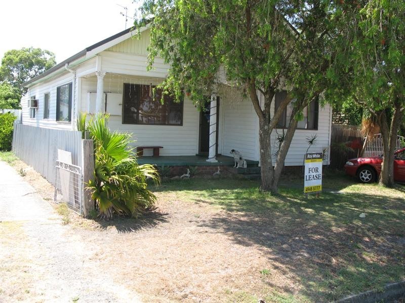 4 Macquarie Street, Swansea NSW 2281