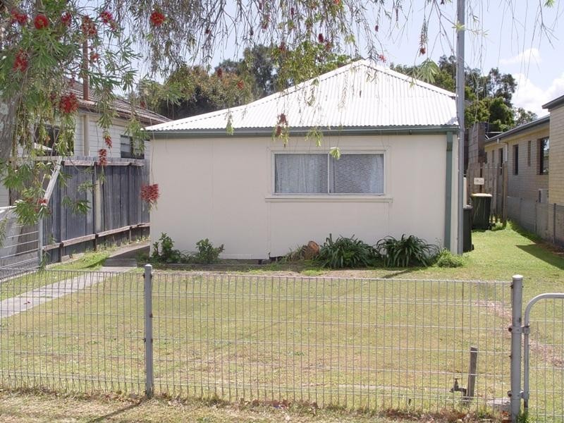 39 Marks Point Road, Marks Point NSW 2280