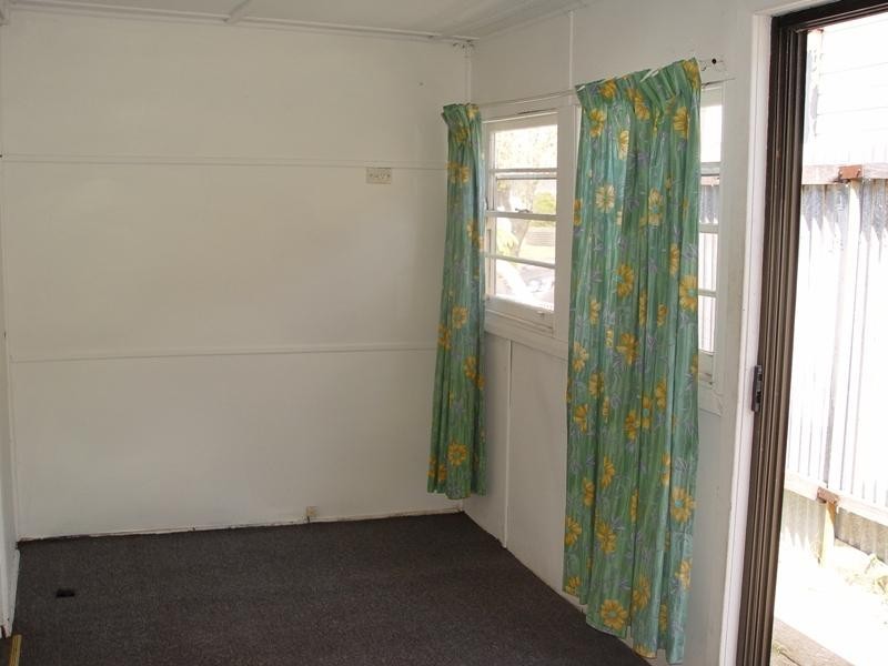 39 Marks Point Road, Marks Point NSW 2280