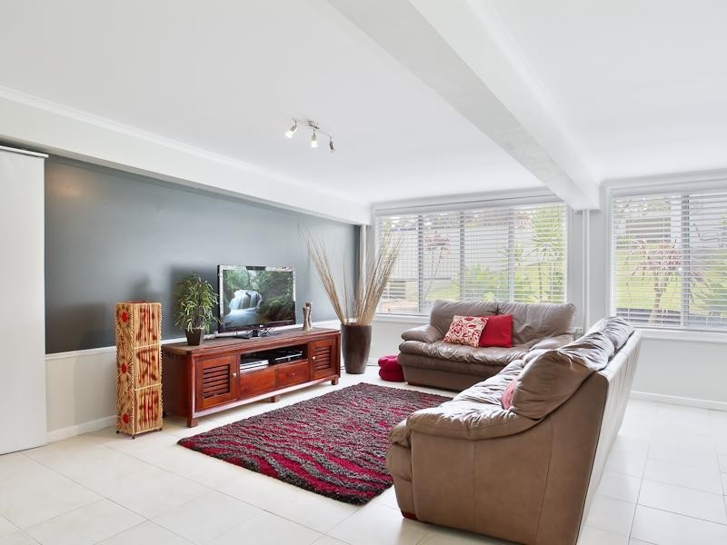 39 Golding Avenue, Belmont North NSW 2280