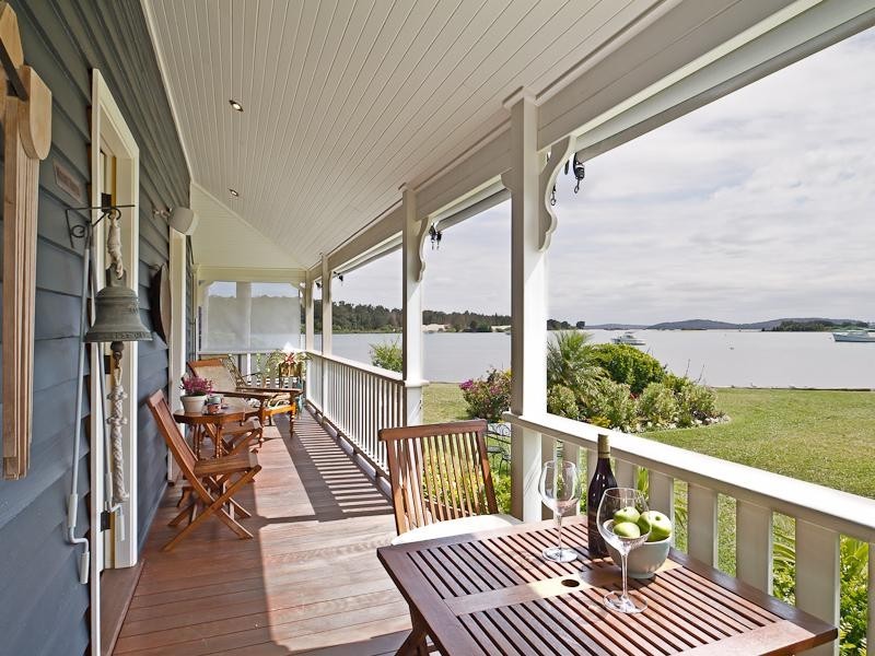 15 Haddon Crescent, Marks Point NSW 2280