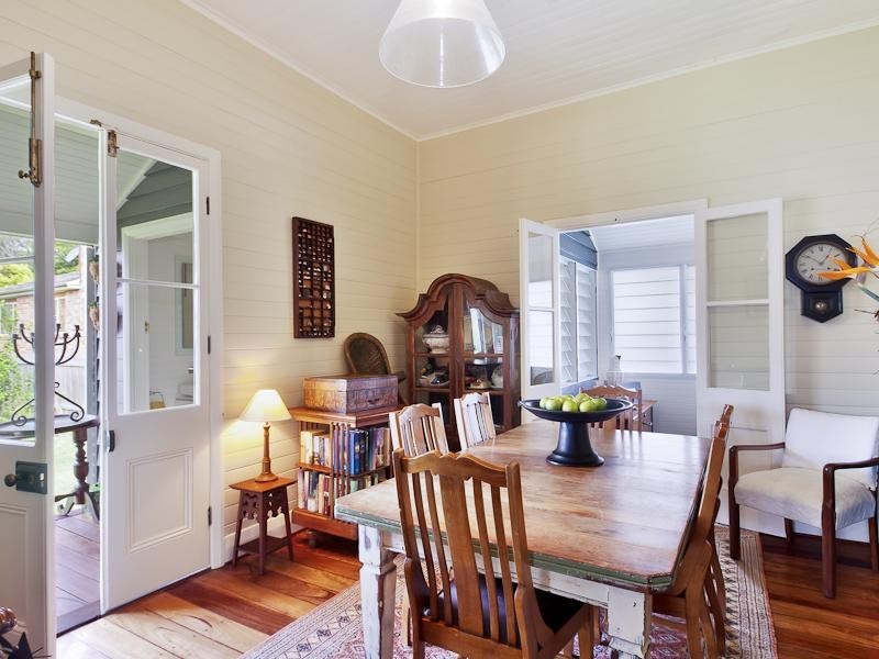 15 Haddon Crescent, Marks Point NSW 2280