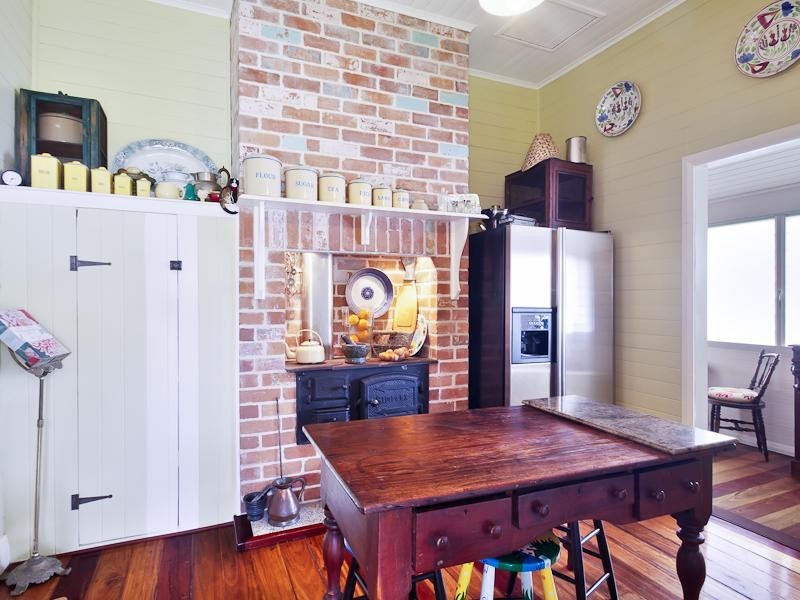 15 Haddon Crescent, Marks Point NSW 2280
