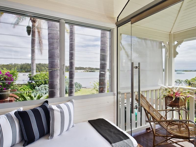 15 Haddon Crescent, Marks Point NSW 2280