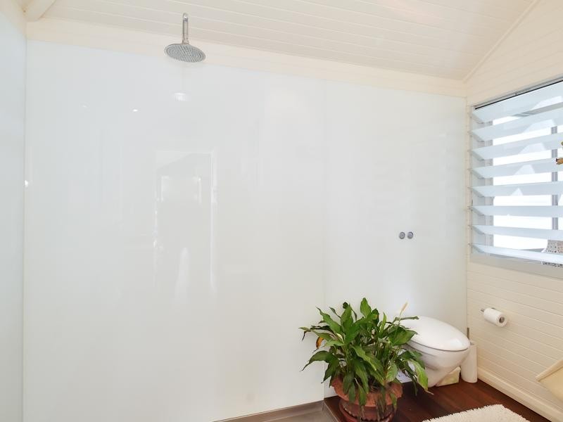 15 Haddon Crescent, Marks Point NSW 2280