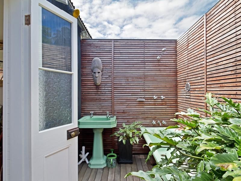 15 Haddon Crescent, Marks Point NSW 2280