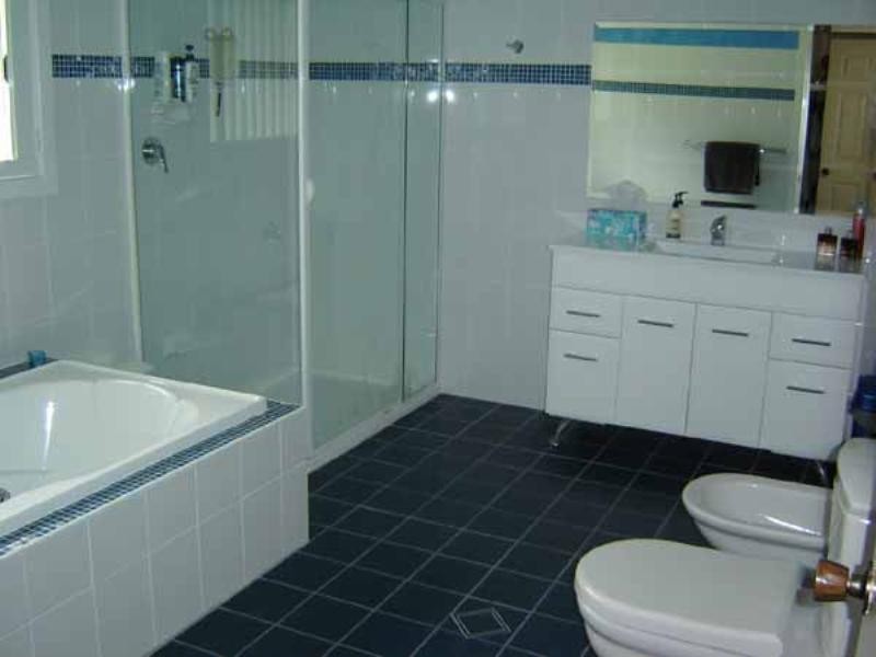 9 Crosswinds Close, Nords Wharf NSW 2281