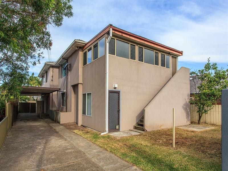 836 Macquarie Drive, Croudace Bay NSW 2280