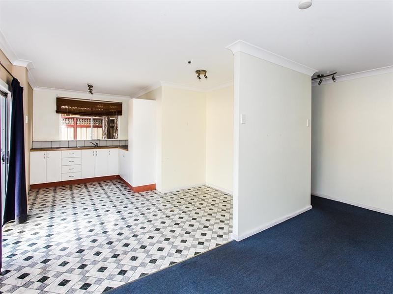 836 Macquarie Drive, Croudace Bay NSW 2280