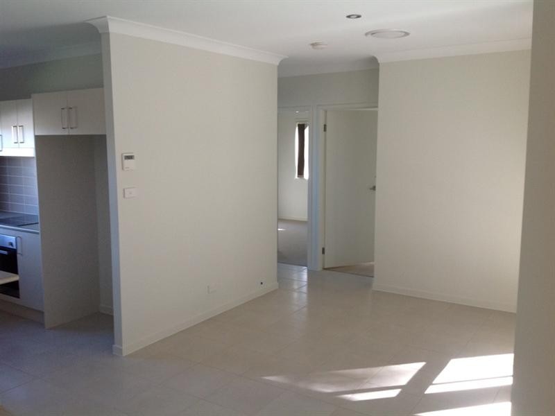 7 Craigevar Way, Cameron Park NSW 2285