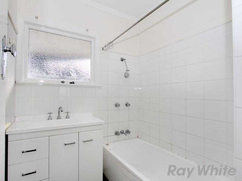 62 Tenth Avenue, Kedron QLD 4031