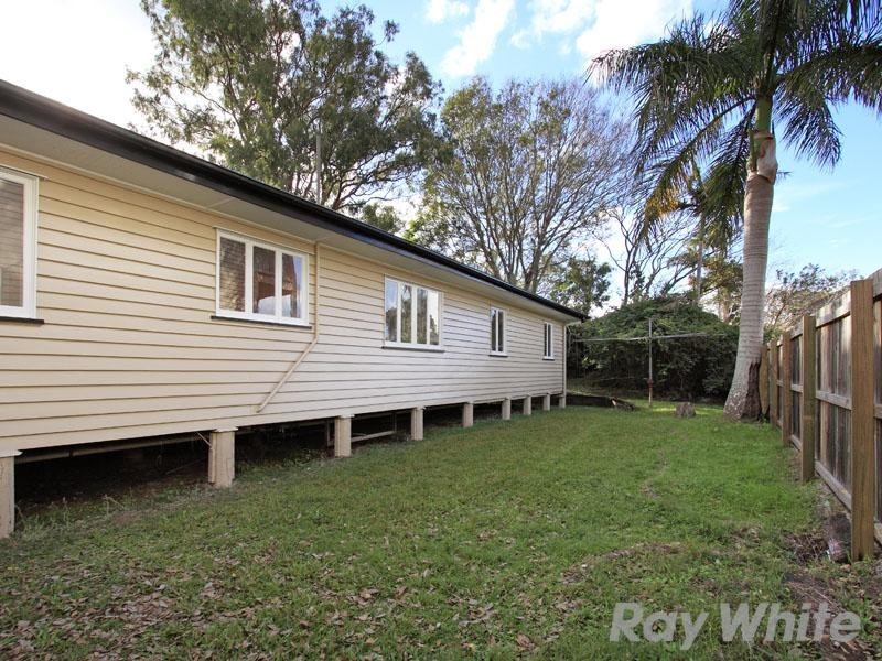 62 Tenth Avenue, Kedron QLD 4031