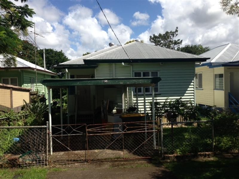 90 Reuben Street, Stafford QLD 4053