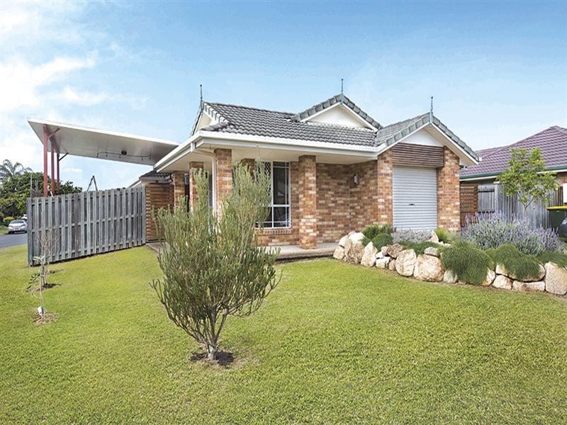 1 Manitoba Place, Wavell Heights QLD 4012