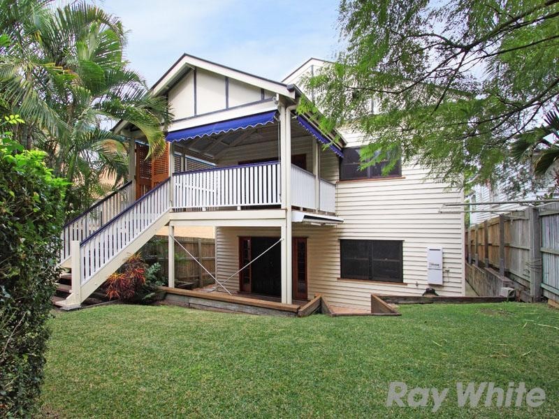 4 Blackmore Street, Windsor QLD 4030
