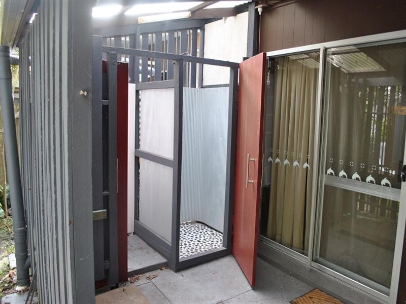 1 Midgen Street, Kooringal QLD 4025