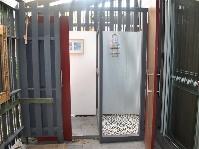 1 Midgen Street, Kooringal QLD 4025