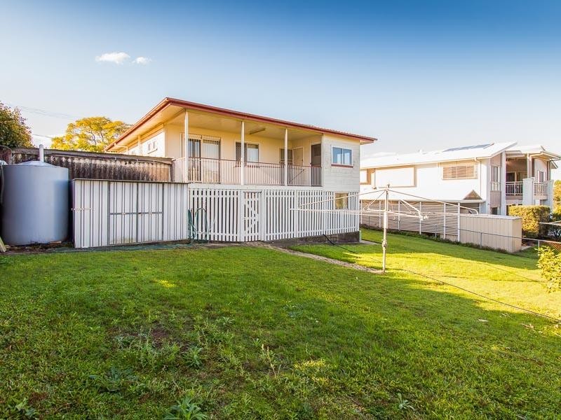 10 Winnam Street, Stafford QLD 4053