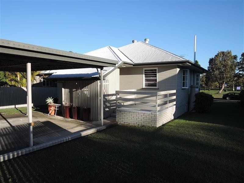 21 Quandeine Street, Stafford QLD 4053