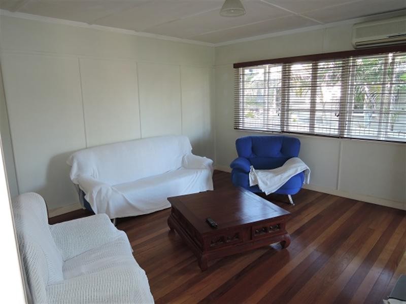 21 Quandeine Street, Stafford QLD 4053