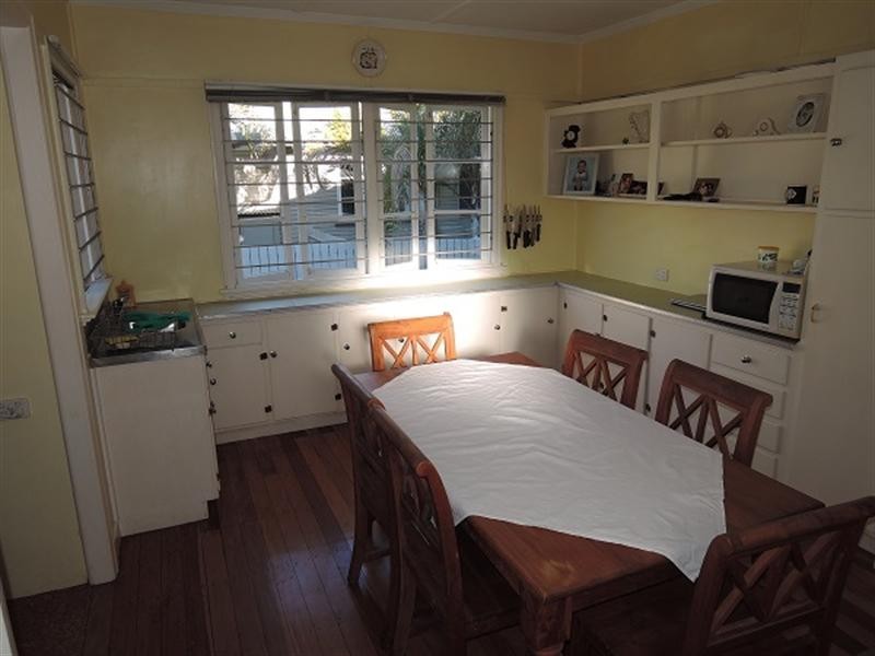 21 Quandeine Street, Stafford QLD 4053