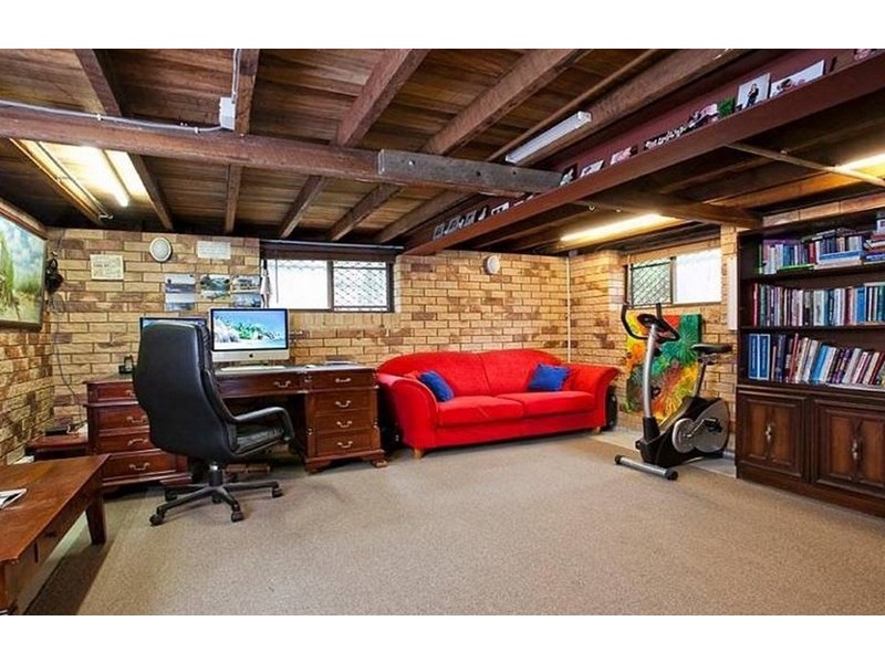 14 Winnam Street, Stafford QLD 4053