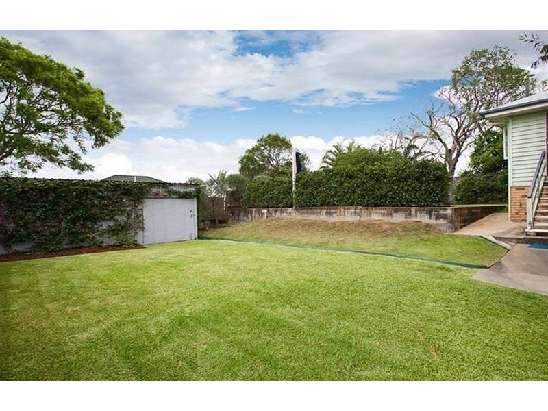 14 Winnam Street, Stafford QLD 4053