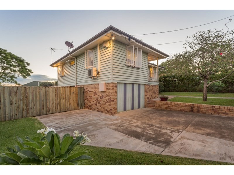 14 Winnam Street, Stafford QLD 4053