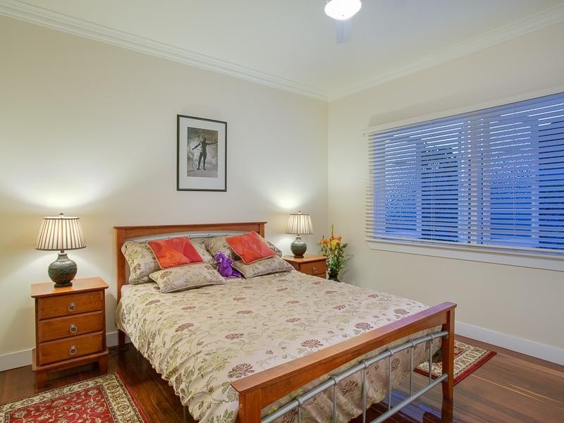 41 Howard Street, Grange QLD 4051