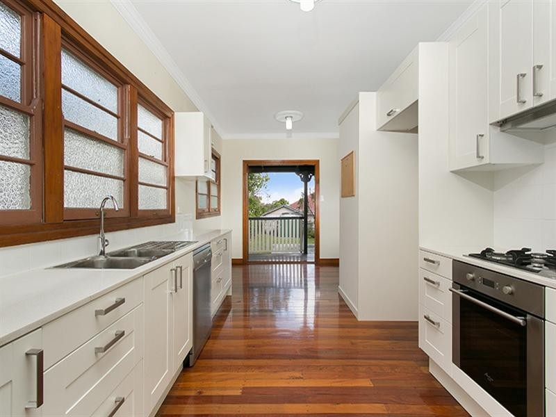 116 White Street, Wavell Heights QLD 4012